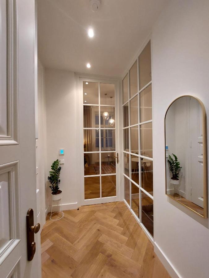 Luxury Apartment In The Centre 布拉格 外观 照片